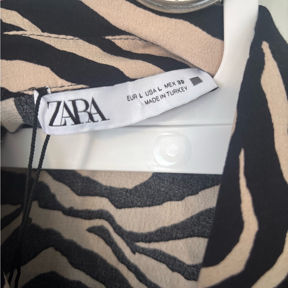 Zara Black and Cream Animal Print Shirt - Picture 6 of 6
